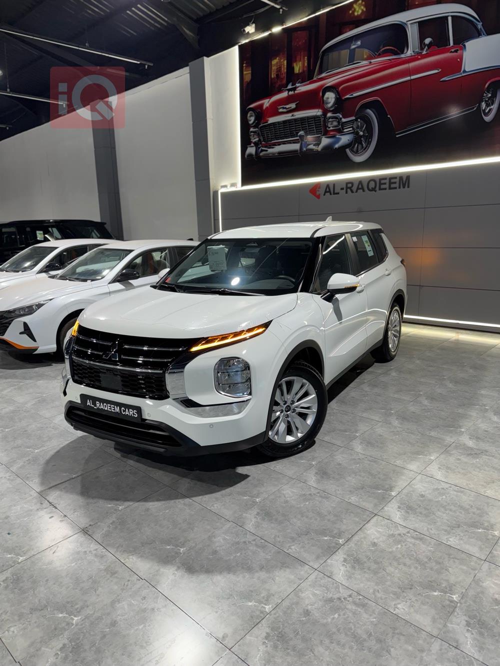 ميتسوبيشي اوتلاندر